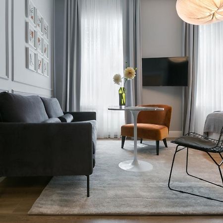 Bumblebee Luxury Apartments ซาเกร็บ ภายนอก รูปภาพ